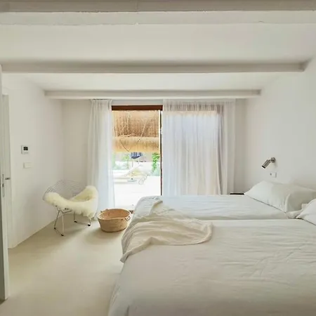 ヴィラ New Mediterranean With Heated Pool *