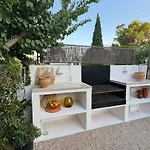 New Mediterranean With Heated Pool * 波连斯萨