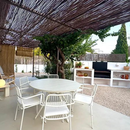 Villa Mediterranean With Heated Pool *