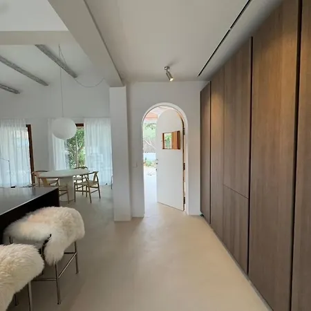 Mediterranean With Heated Pool Villa *